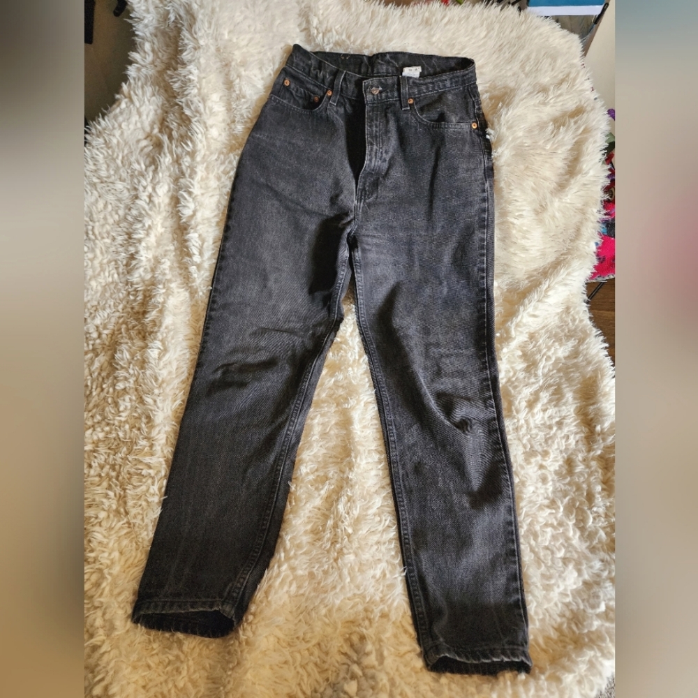 LEVIS 521 Black Tapered Mom Jeans